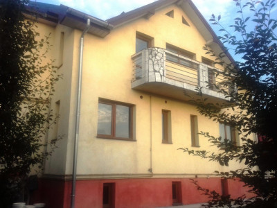 Duplex D+P+ET, finisat, zona Floresti