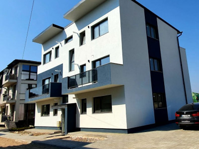 Comision 0%. Vindem apartament 2 camere, decomandat, zona Terra, Floresti 