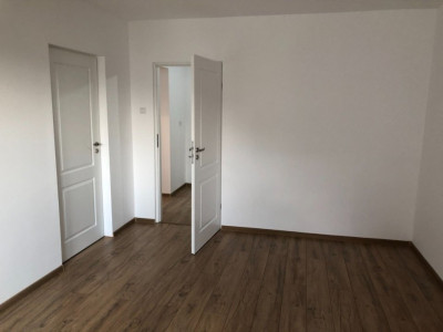 Apartament 2 camere finisat  zona Calea Floresti