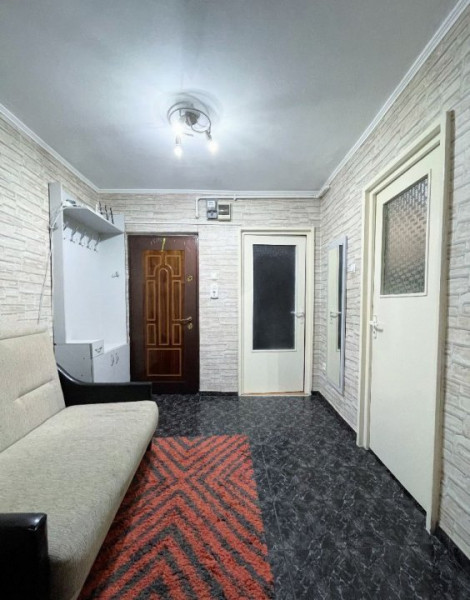 Apartament 2 camere in zona Calea Floresti