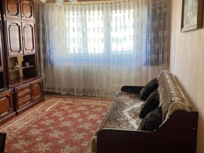Apartament 4 camere  in zona Aurel Vlaicu