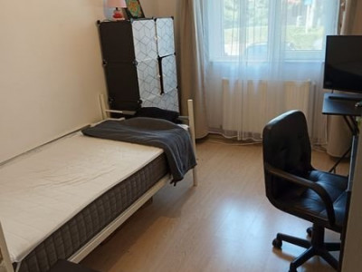 Apartament 3 camere in zona Sirena Manastur