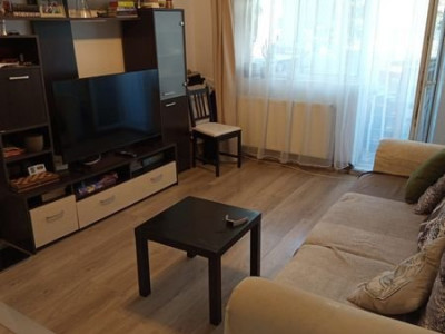 Apartament 3 camere in zona Sirena Manastur