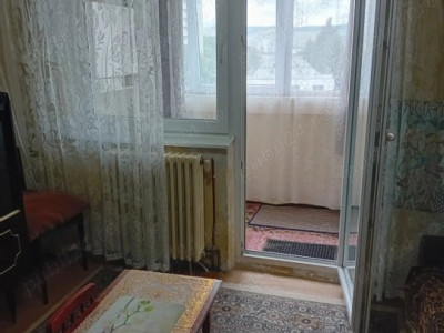 Apartament 2 camere in zona Parang