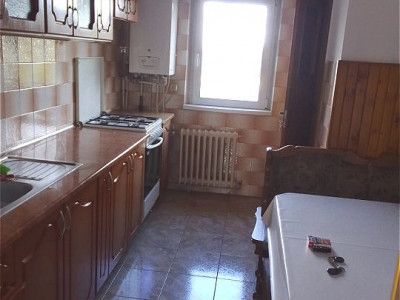 Apartament cu 3 camere Manastur  strada Campului