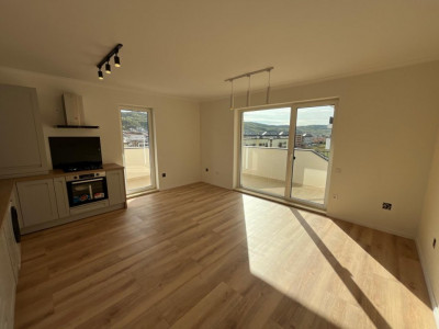 Apartamente cu 2 camere In Floresti Eroilor