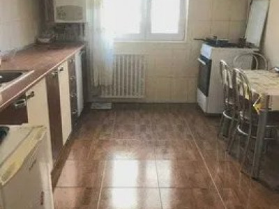 Apartament 3 camere in zona Siretului Marasti