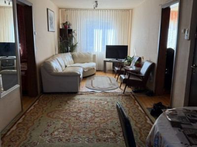 Apartament 4 camere in zona Nora Manastur