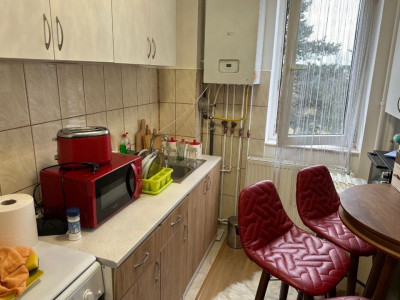 Apartament 2 camere in zona Mercur